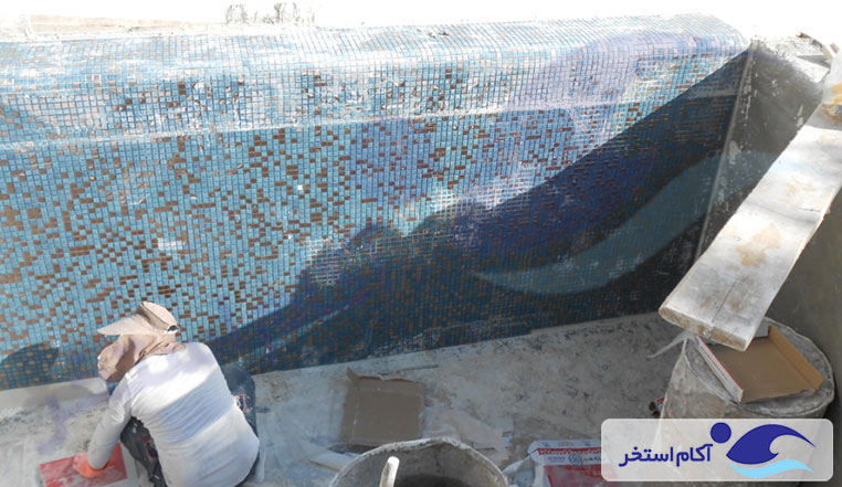 ساخت استخر روباز دهکده خوشبختی